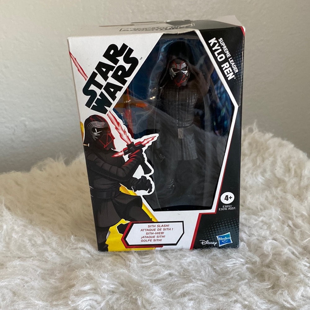 Kylo Ren 6” figurine